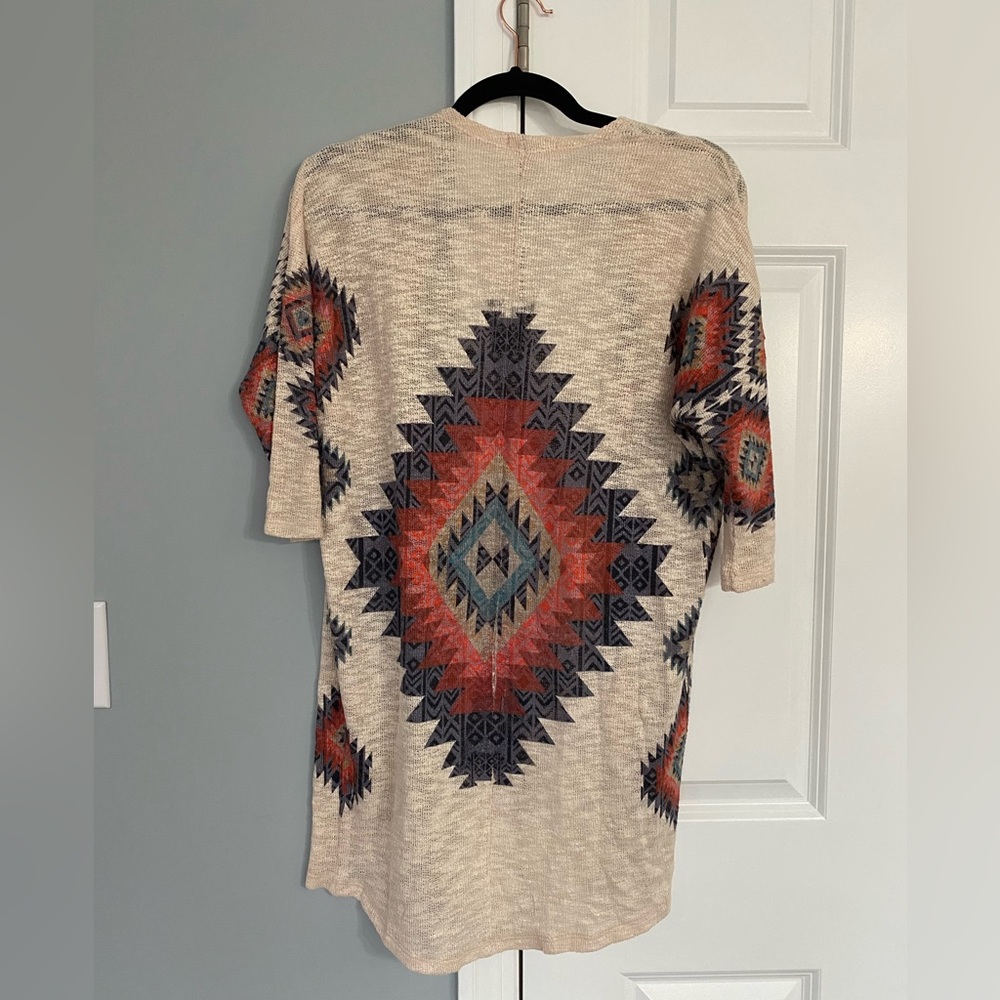 Light Geometric Sweater - Picture 2 of 2